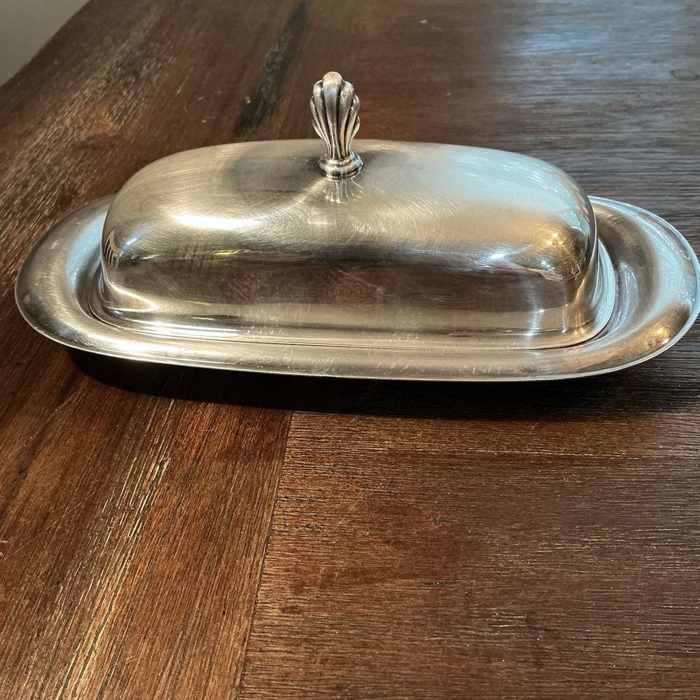 Vintage Silver-Plated Covered Butter Dish with Lid – Ornate Finial Handle